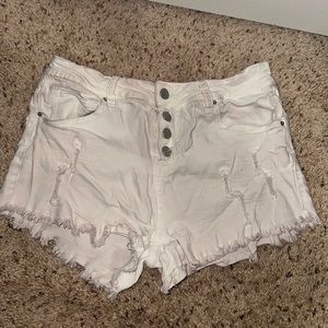WOMENS SIZE 11 STAINED WHITE SHORTS